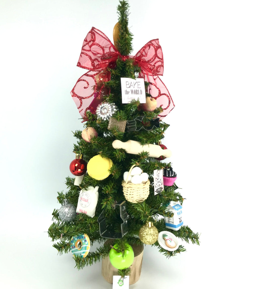 Bakery / Baker Themed 18" Christmas Tree