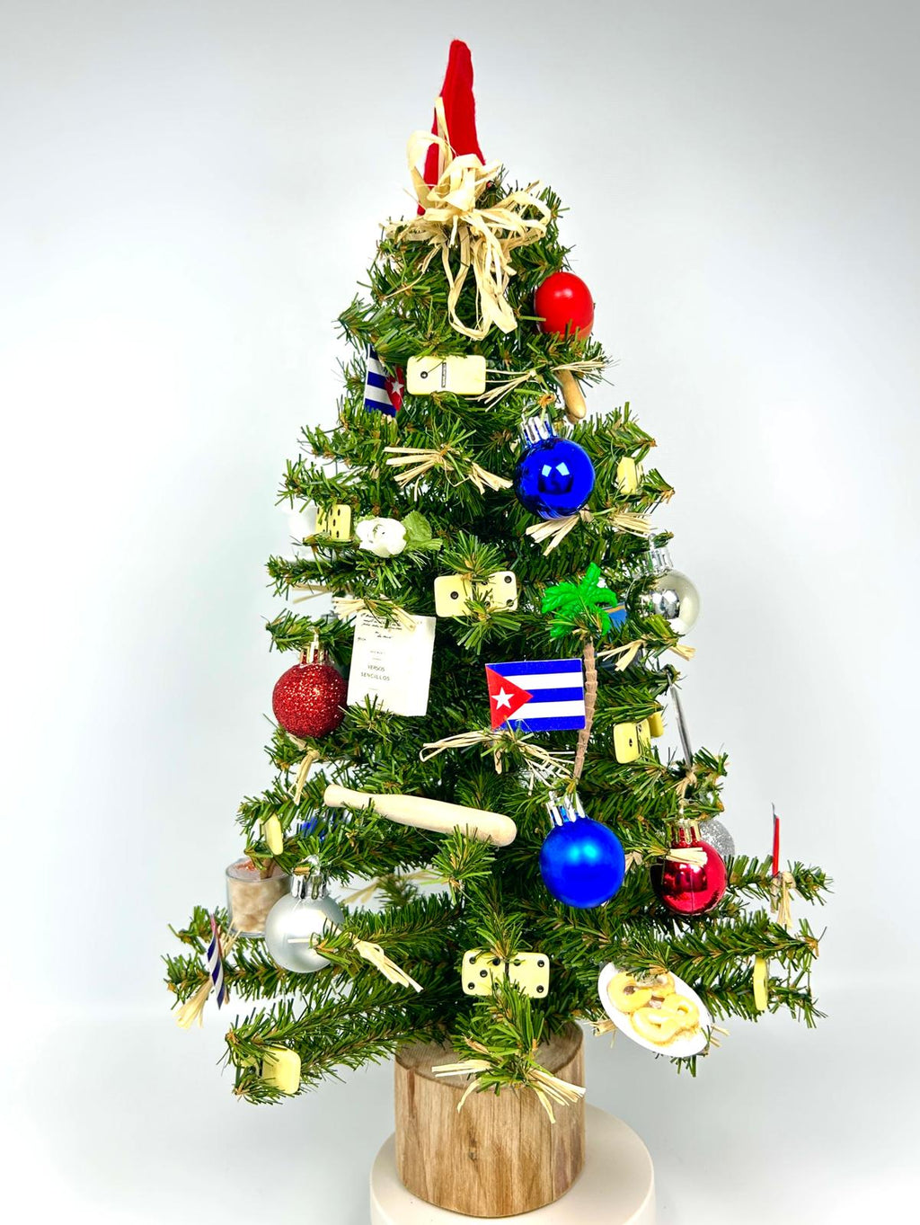 Cafecito & Dominoes Themed 18" Christmas Tree