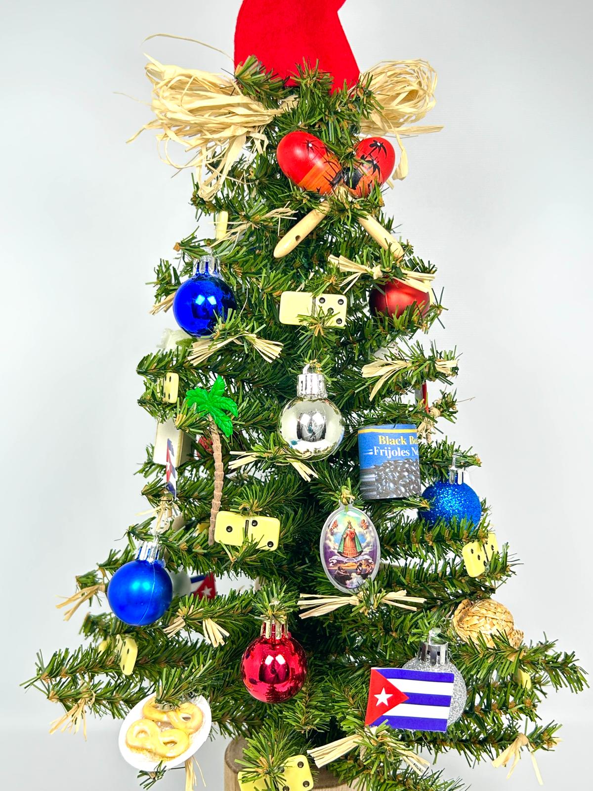 Cafecito & Dominoes Themed 18" Christmas Tree
