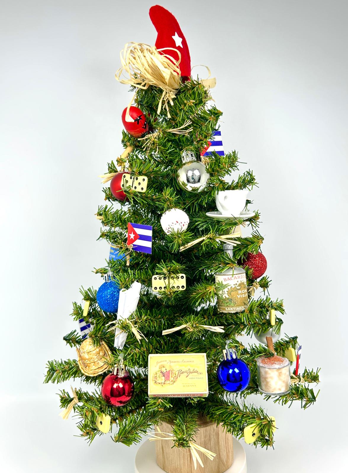 Cafecito & Dominoes Themed 18" Christmas Tree