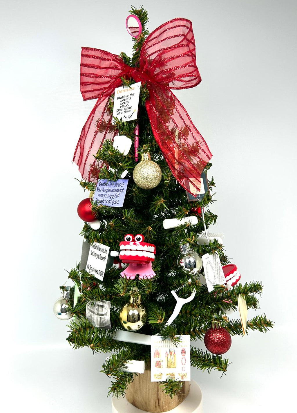Dental / Dentist Themed 18" Christmas Tree