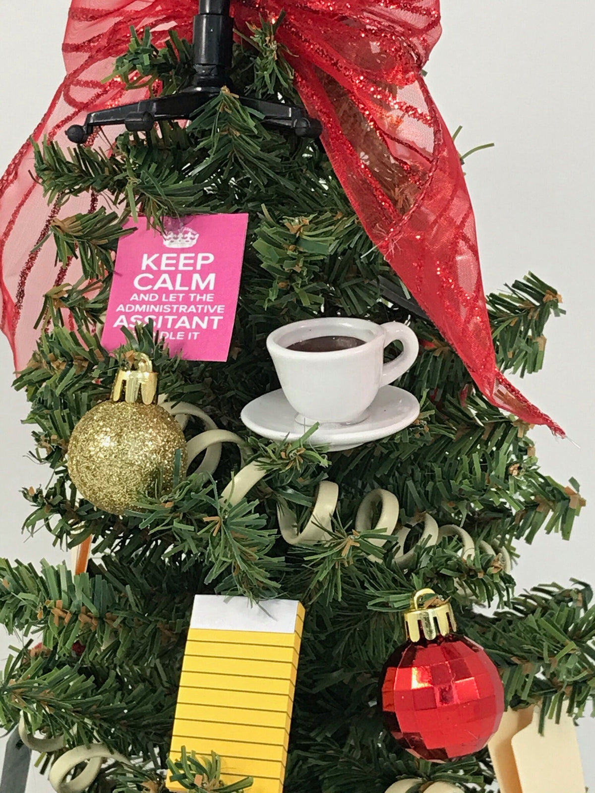 Office / Personal Assistant Themed 15" Christmas Tree