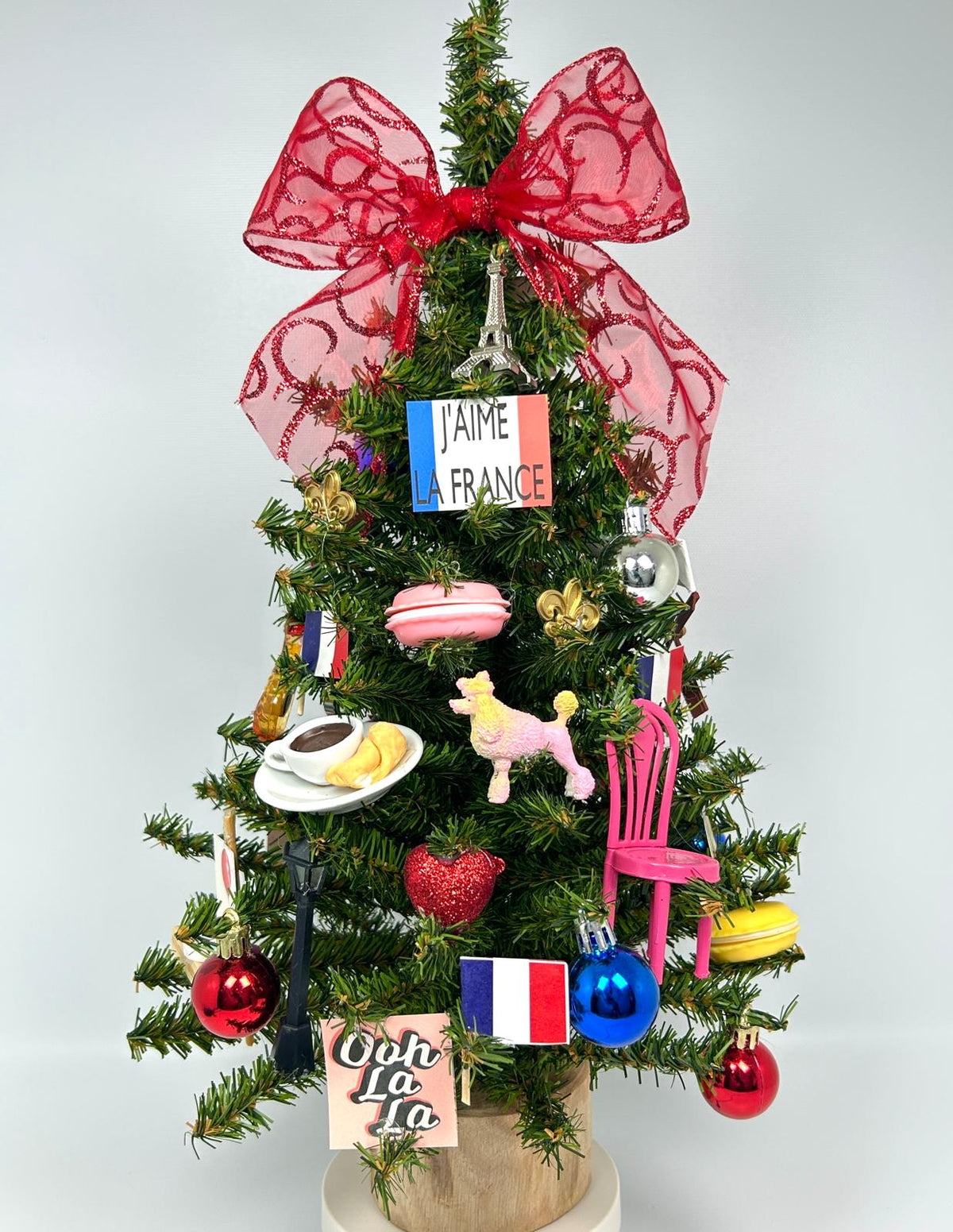 France / French Themed 18" Christmas Tree