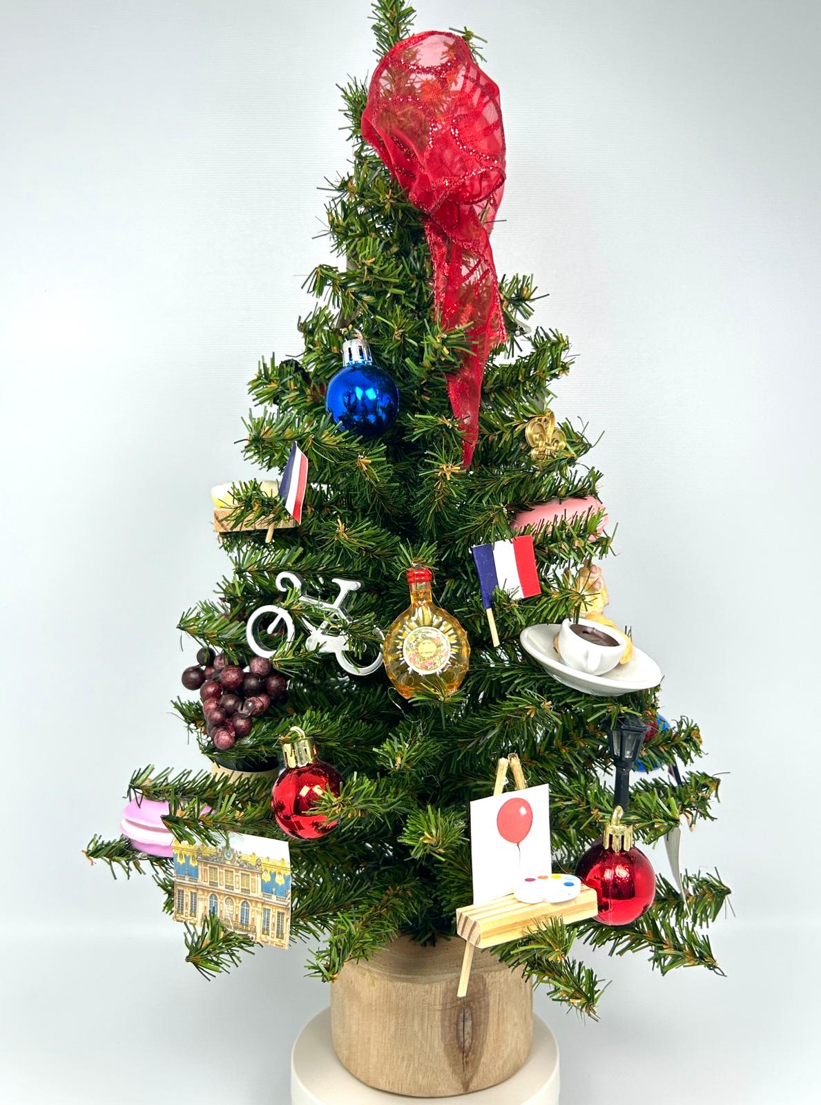 France / French Themed 18" Christmas Tree