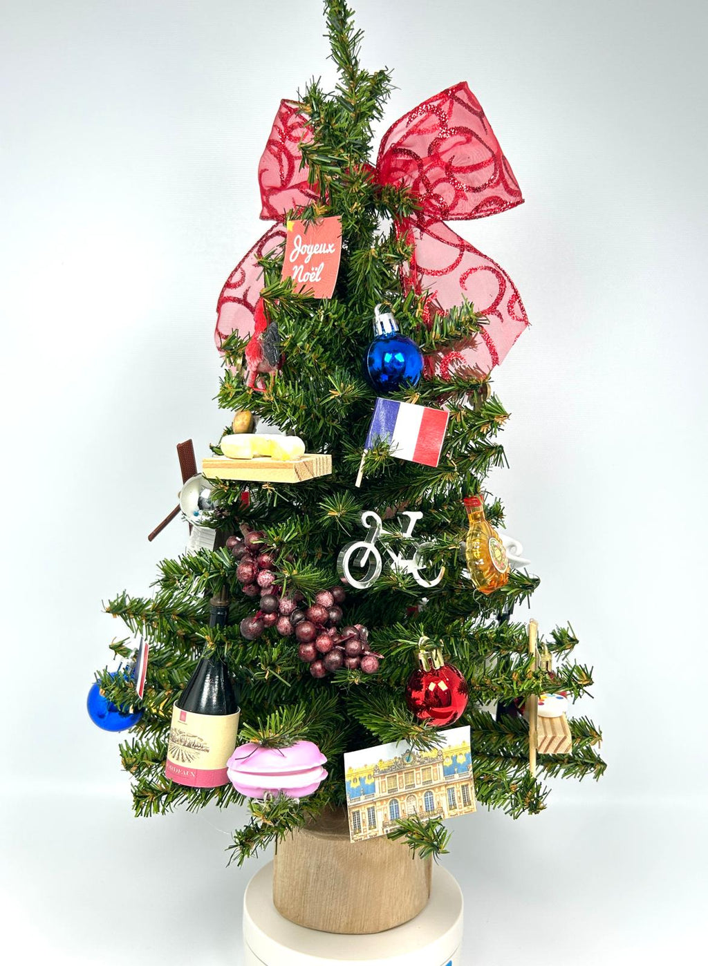 France / French Themed 18" Christmas Tree