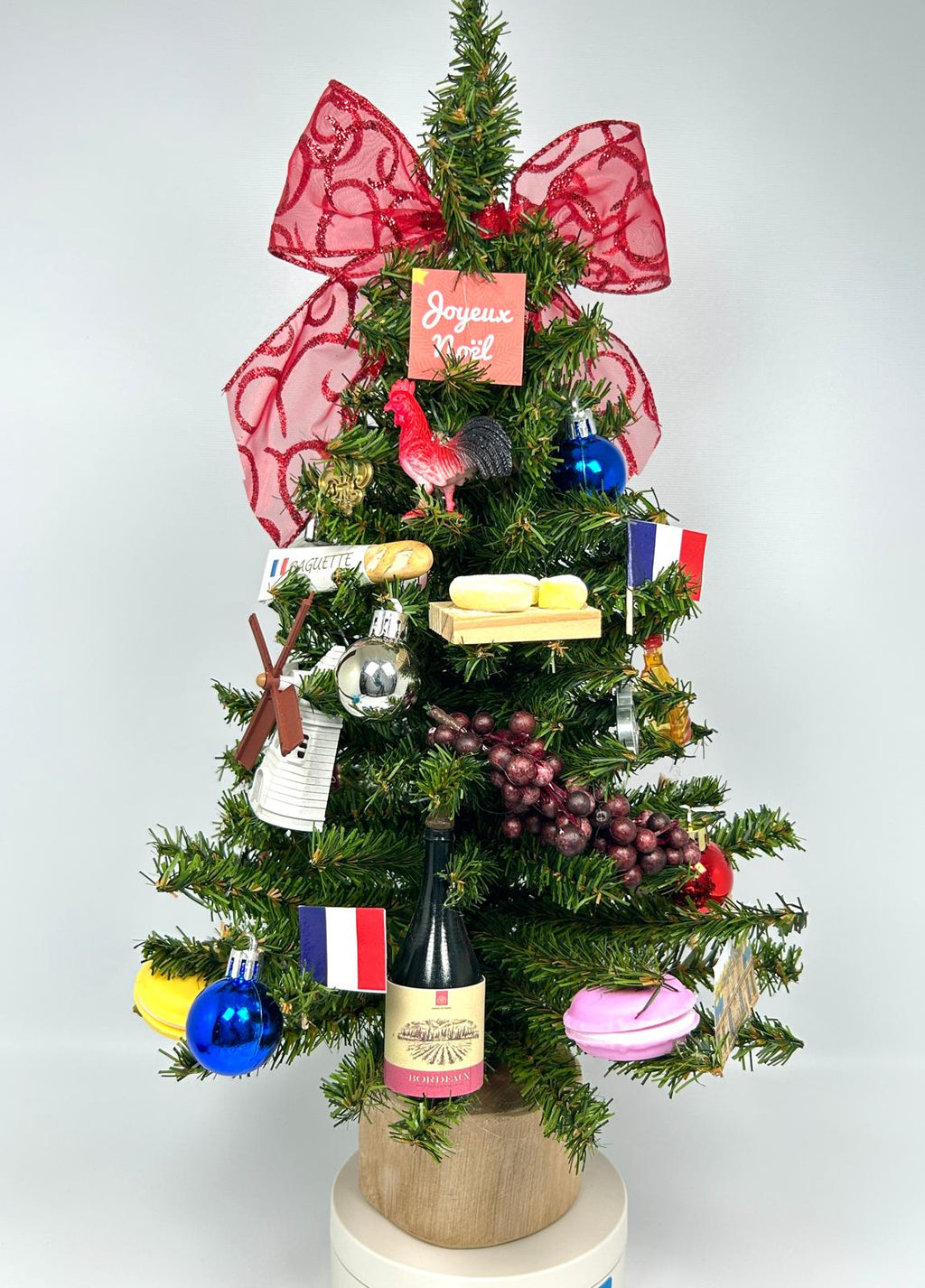 France / French Themed 18" Christmas Tree