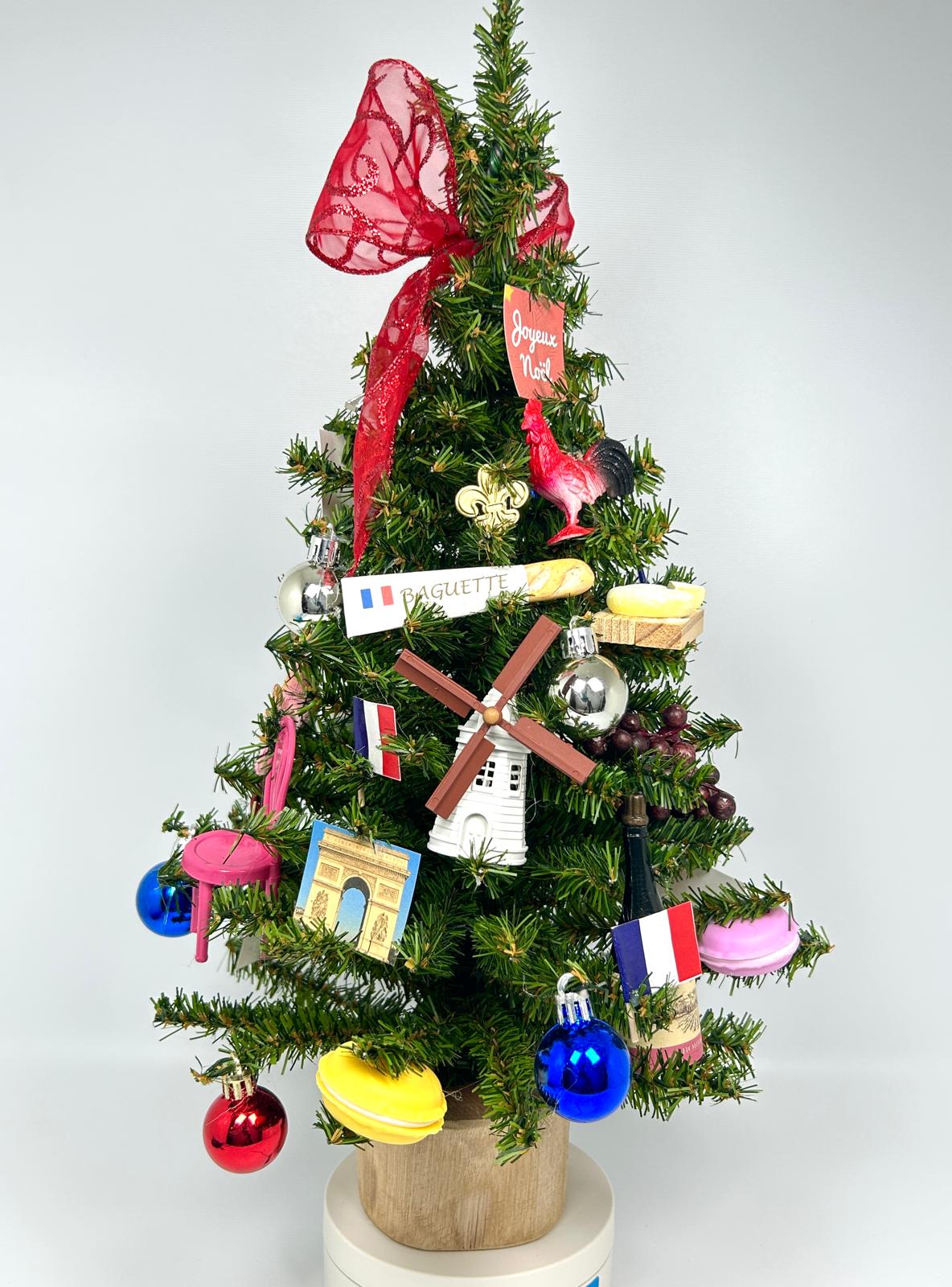 France / French Themed 18" Christmas Tree