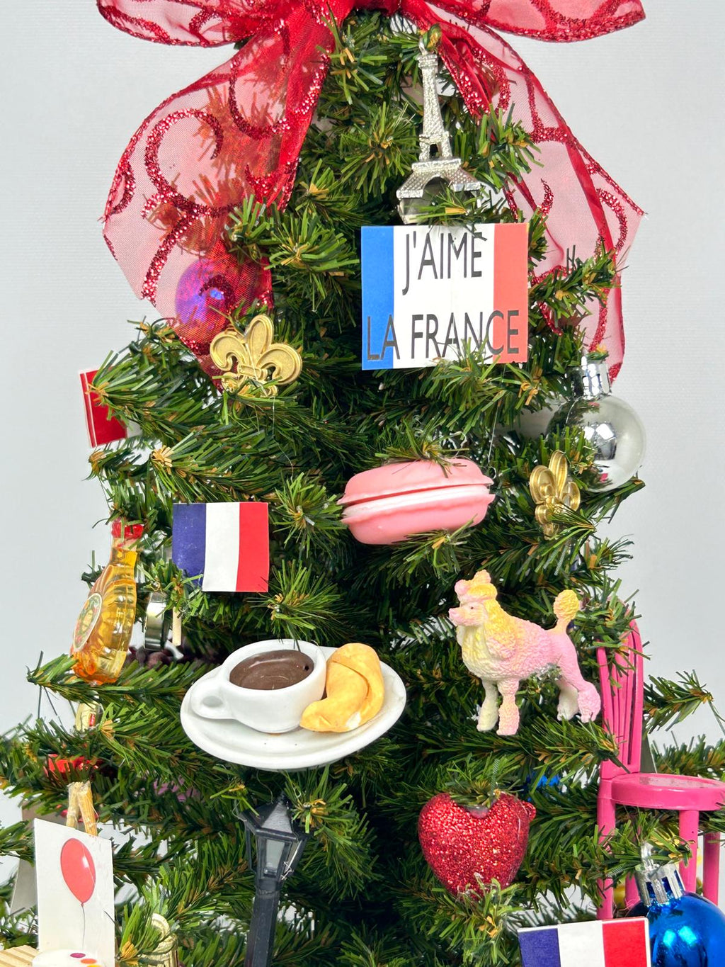 France / French Themed 18" Christmas Tree