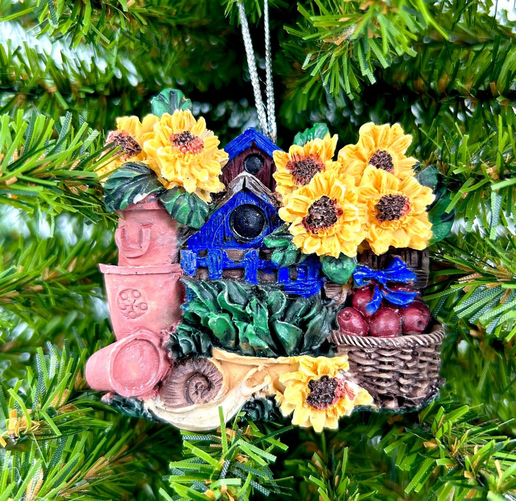 Gardener's Potting Bench / Wagon with Sunflowers Ornament (3 styles)