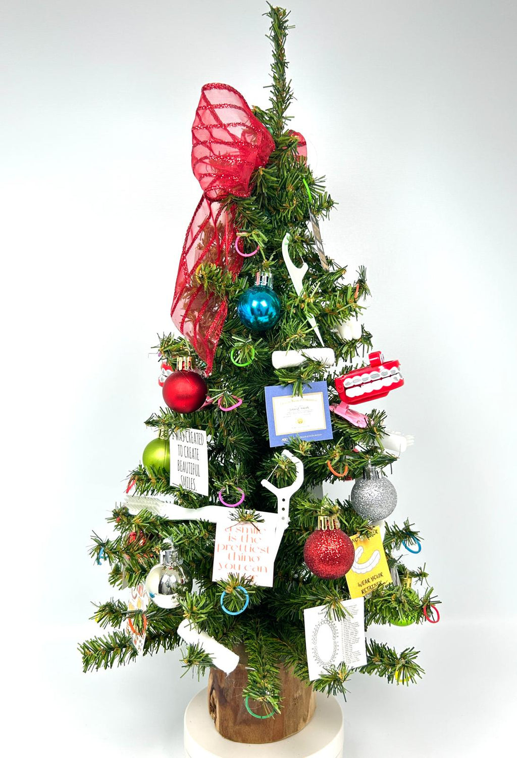 Orthodontist / Orthodontics Themed 18" Christmas Tree
