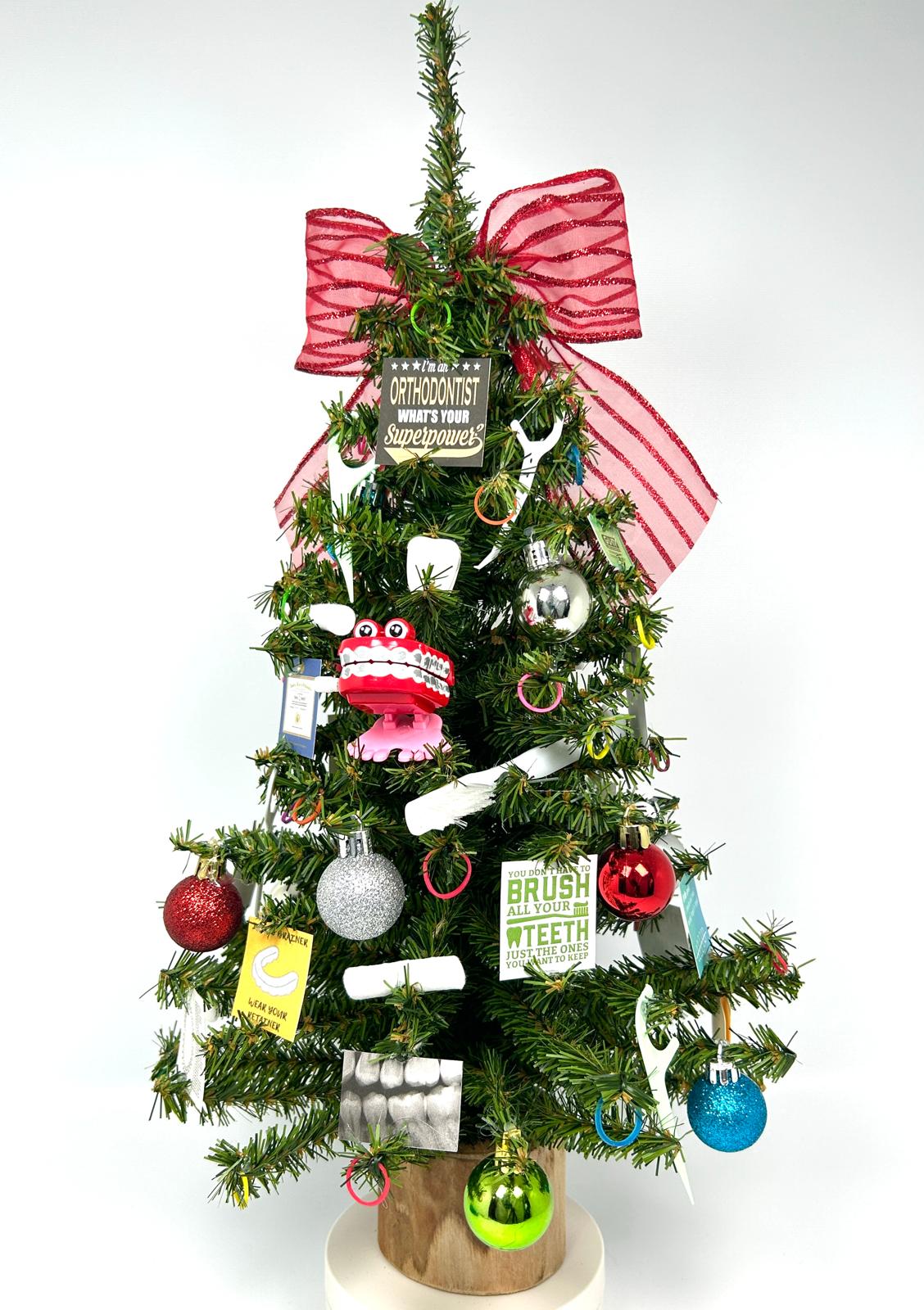 Orthodontist / Orthodontics Themed 18" Christmas Tree