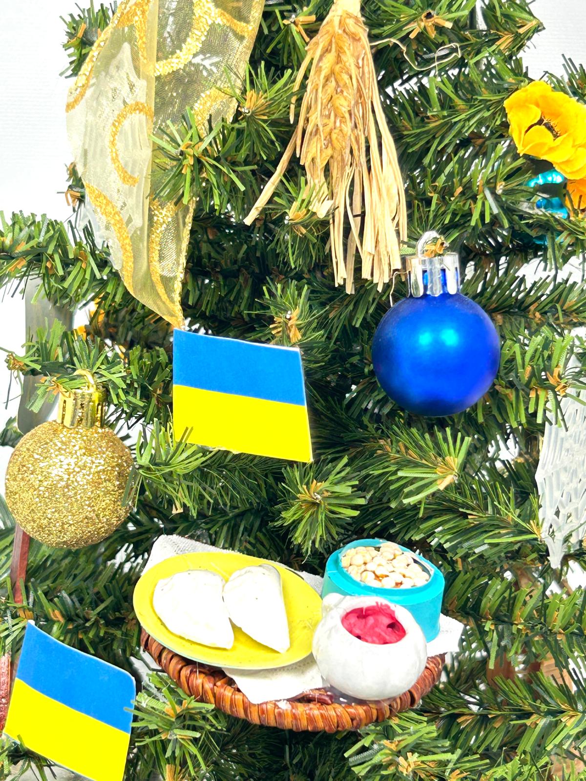 Ukraine / Ukrainian Themed 18" Christmas Tree